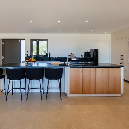 Villa Luxury Les Kiks 5 Chambres, Piscine Chauffee, *