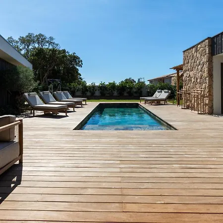 Luxury Les Kiks 5 Chambres, Piscine Chauffee, *