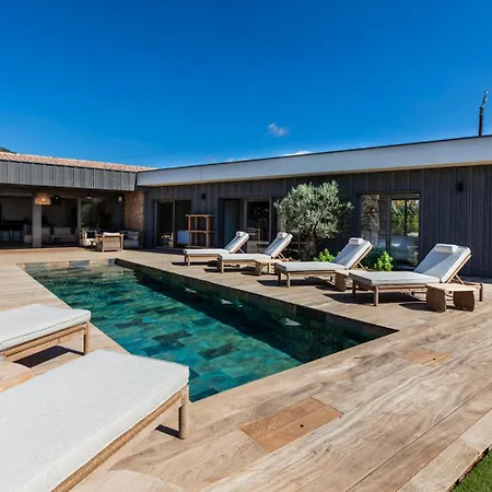 Luxury Les Kiks 5 Chambres, Piscine Chauffee, Villa Lecci