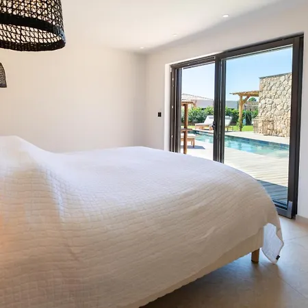 Luxury Les Kiks 5 Chambres, Piscine Chauffee, Villa