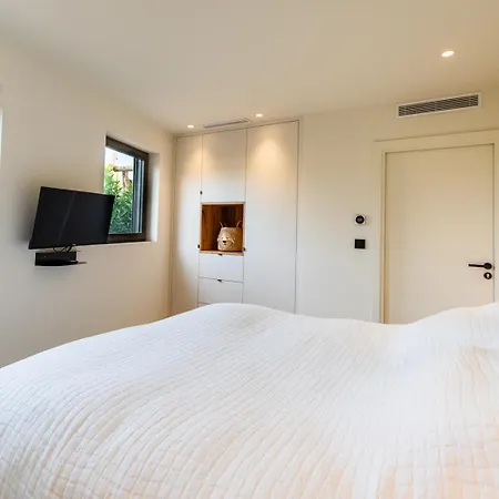 Luxury Les Kiks 5 Chambres, Piscine Chauffee, Villa