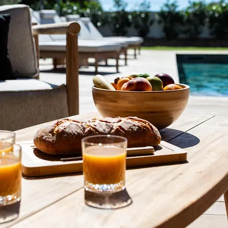 Luxury Les Kiks 5 Chambres, Piscine Chauffee, *