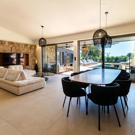 Luxury Les Kiks 5 Chambres, Piscine Chauffee, Villa Lecci