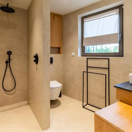 Luxury Les Kiks 5 Chambres, Piscine Chauffee, *