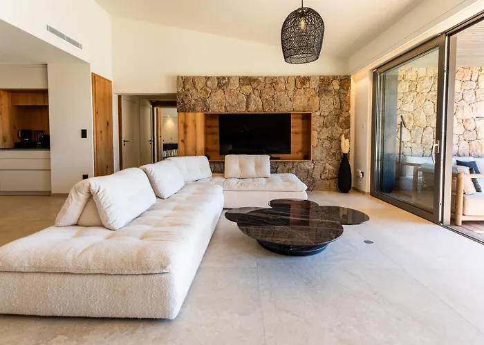 Luxury Les Kiks 5 Chambres, Piscine Chauffée, Lecci