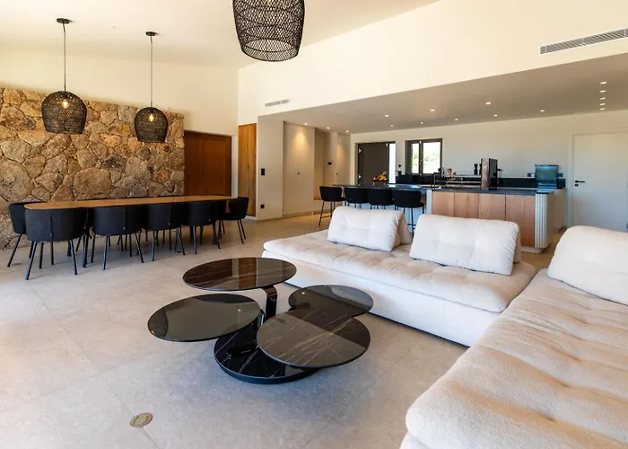 Luxury Les Kiks 5 Chambres, Piscine Chauffée, Villa