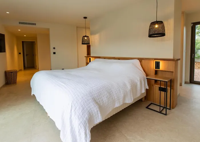 וילה Luxury Les Kiks 5 Chambres, Piscine Chauffee,