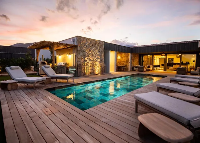Luxury Les Kiks 5 Chambres, Piscine Chauffée, Villa *